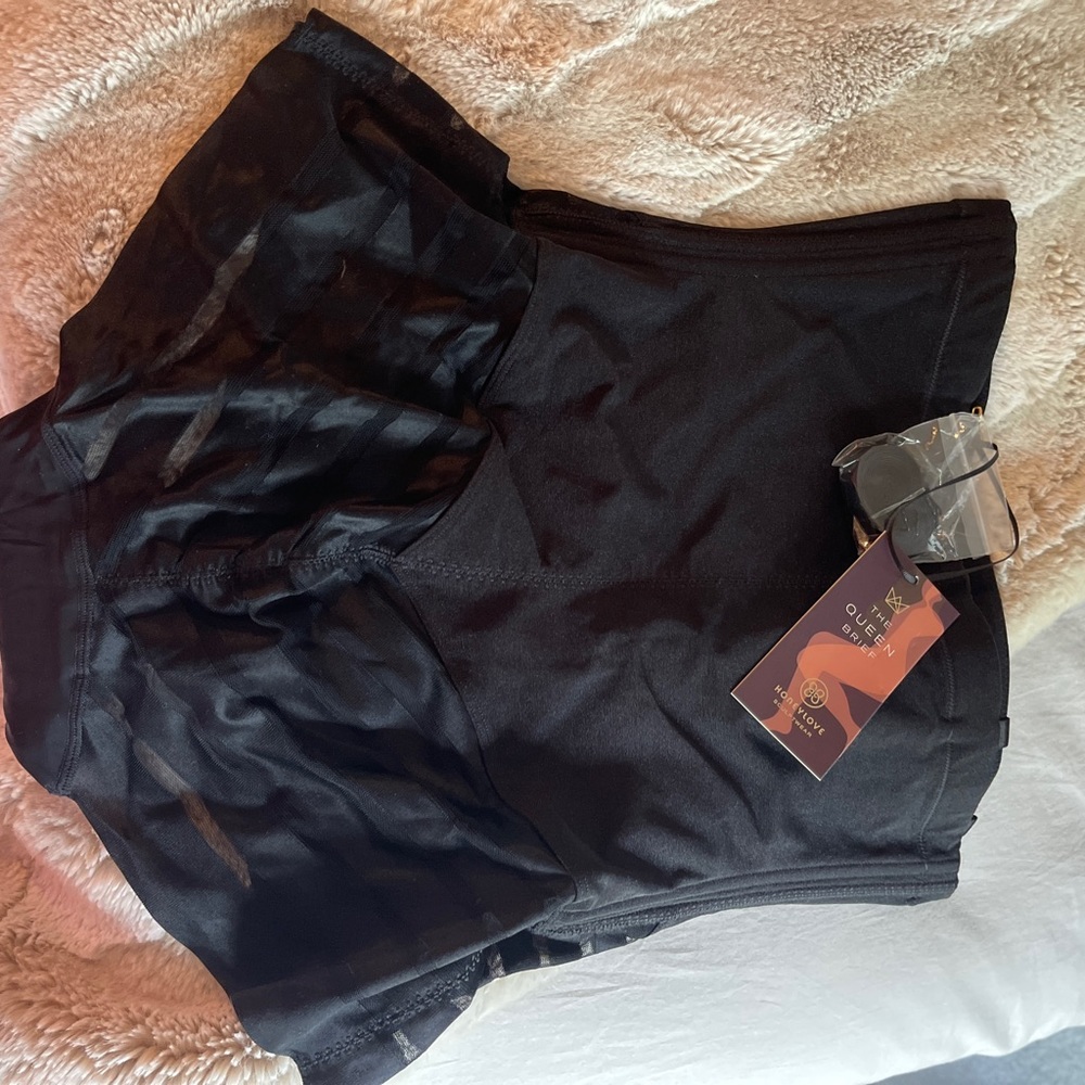 Honey Love The Queen 👸🏻 Brief